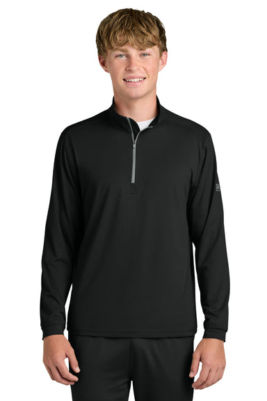 Richardson RA7500Q Mens Vertex 1/4 Zip Sweatshirt Black Model Front