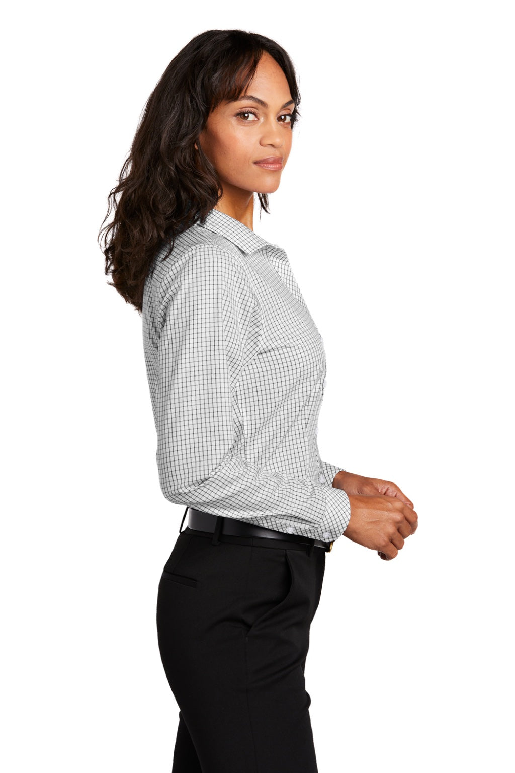 Red House RH86 Womens Check Wrinkle Resistant Long Sleeve Button Down Shirt Black/White Model Side