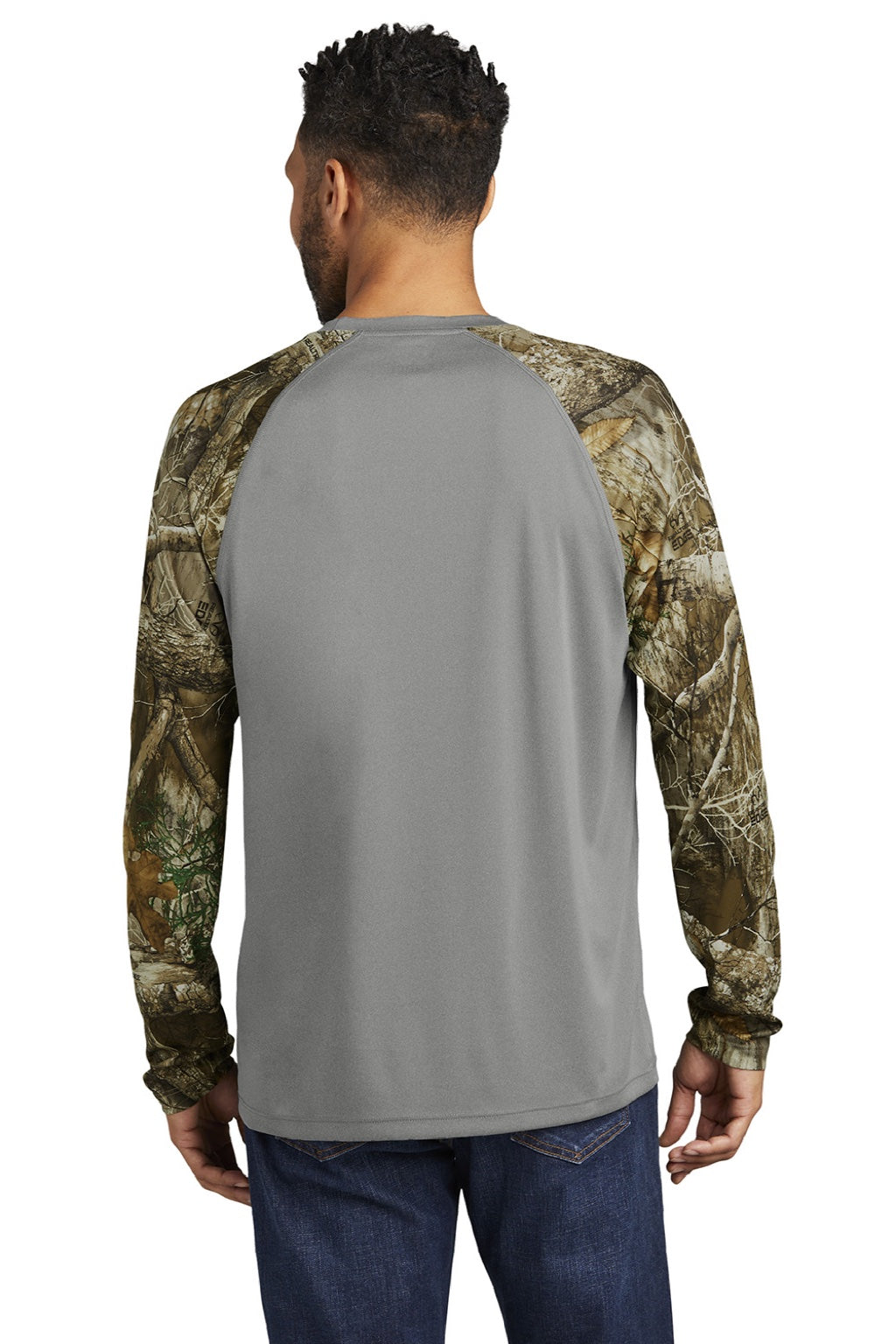 Russell Outdoors RU151LS Mens Realtree Colorblock Moisture Wicking Long Sleeve Crewneck T-Shirt Heather Concrete Grey/Realtree Edge Camo Model Back