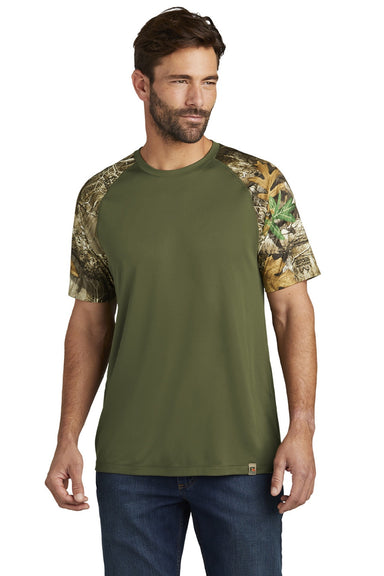 Russell Outdoors RU151 Mens Realtree Colorblock Moisture Wicking Short Sleeve Crewneck T-Shirt Olive Drab Green/Realtree Edge Camo Model Front