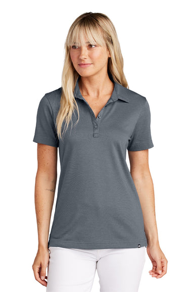 TravisMathew TM1LD005 Womens Sunnyvale Wrinkle Resistant Short Sleeve Polo Shirt Heather Night Blue Model Front