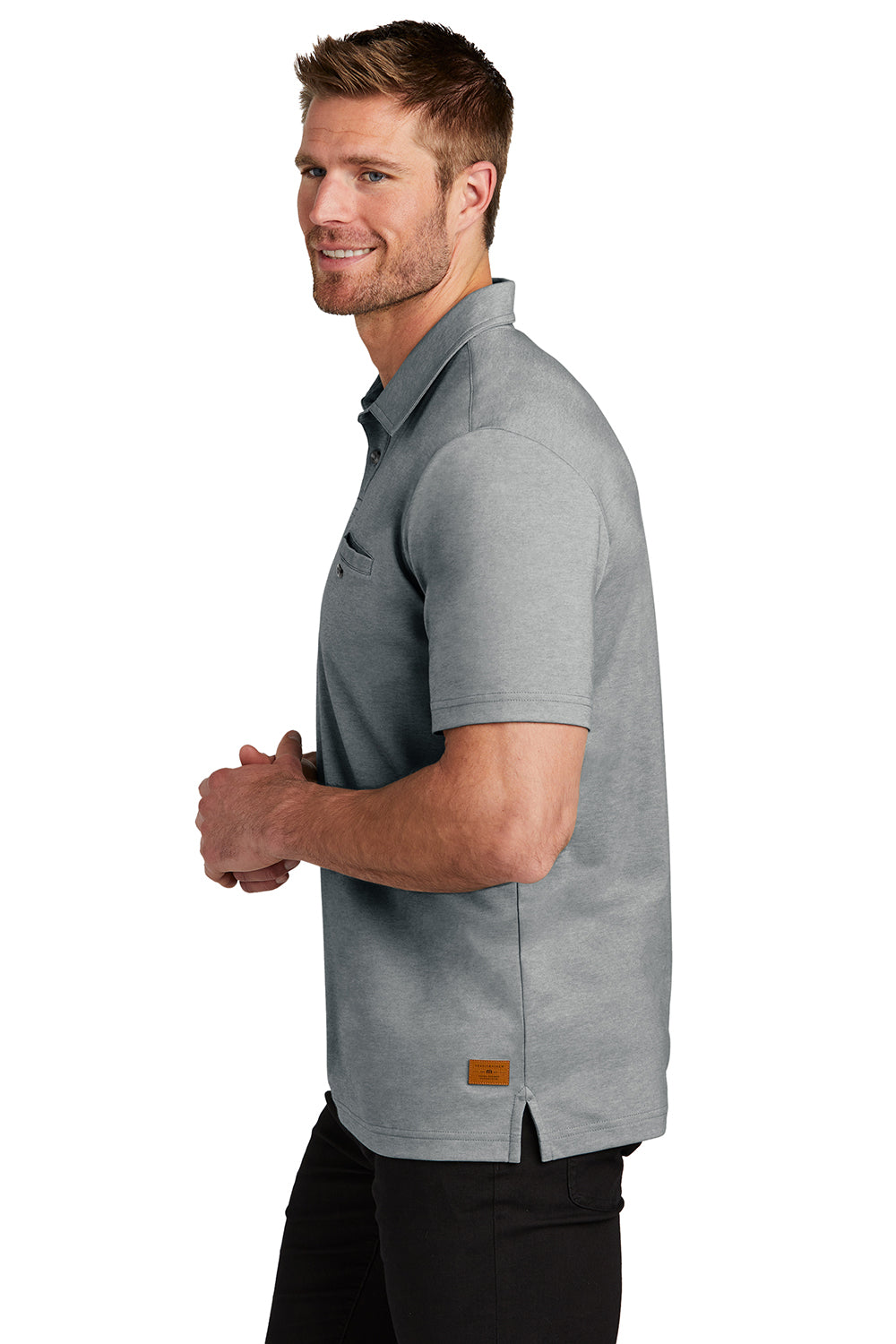 TravisMathew TM1MZ344 Mens Sunsetters Moisture Wicking Short Sleeve Polo Shirt w/ Pocket Heather Grey Model Side