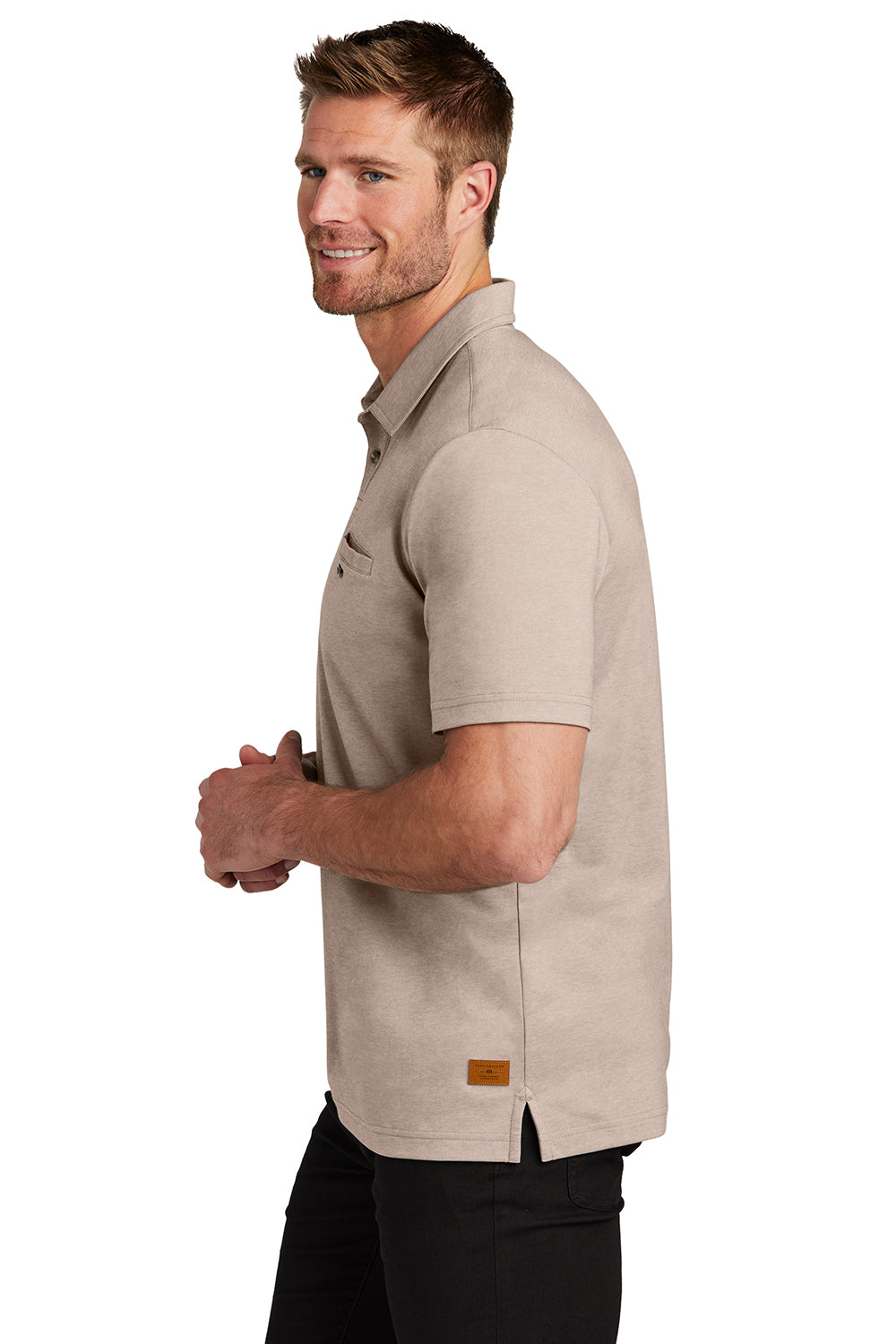 TravisMathew TM1MZ344 Mens Sunsetters Moisture Wicking Short Sleeve Polo Shirt w/ Pocket Heather Portabella Model Side