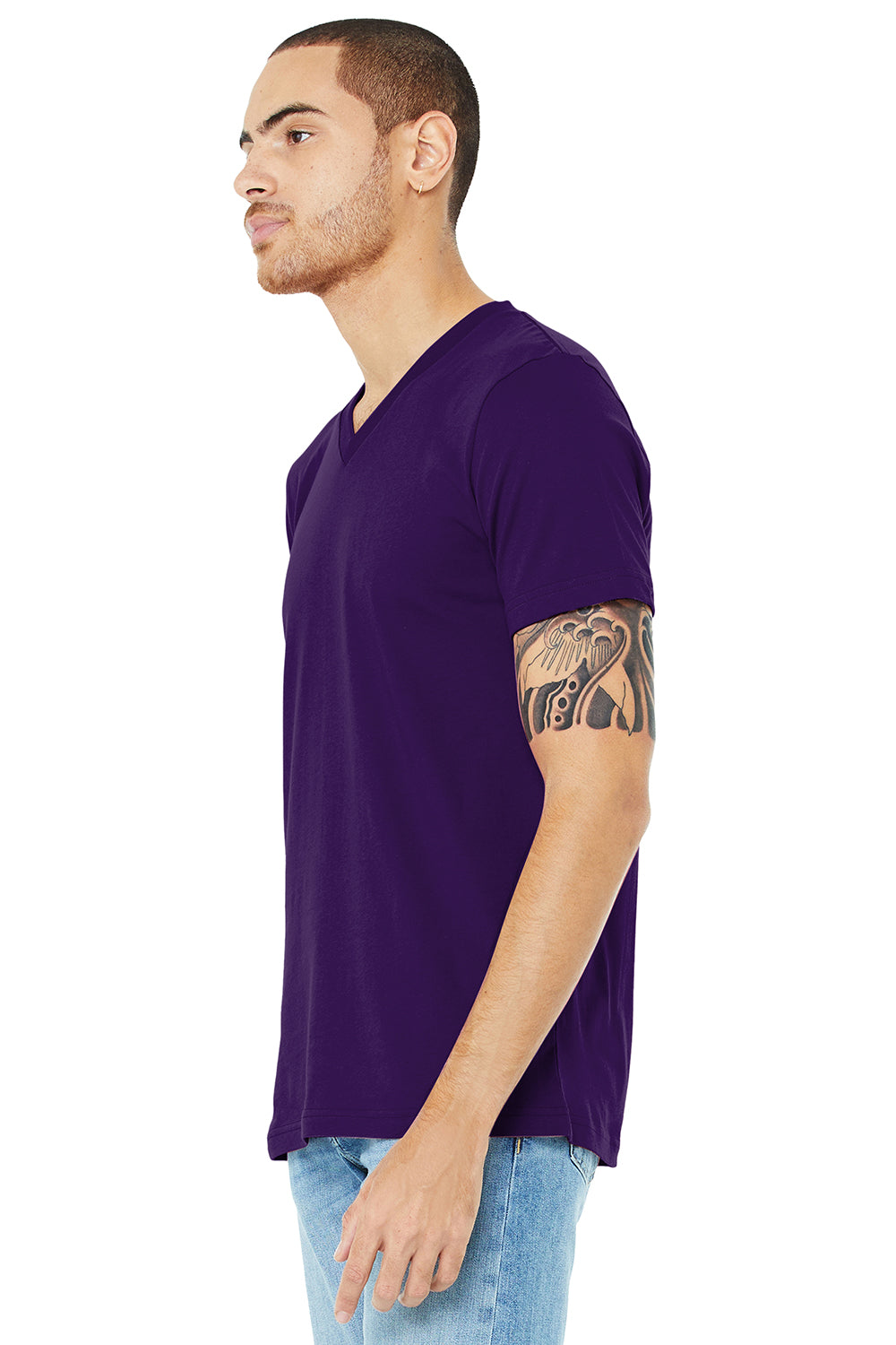 Bella + Canvas BC3005/3005/3655C Mens Jersey Short Sleeve V-Neck T-Shirt Team Purple Model 3Q