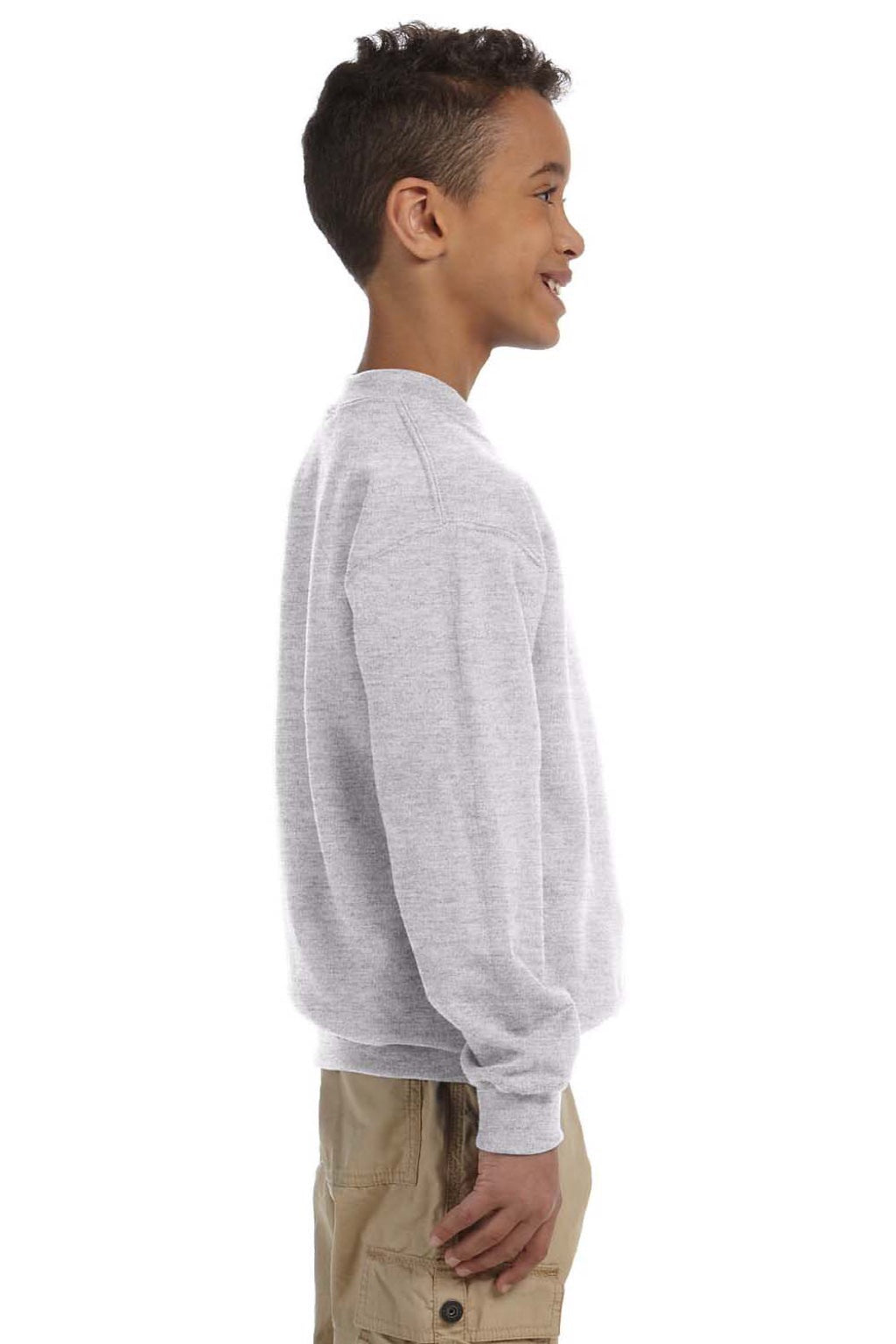 Gildan 18000B Youth Pill Resistant Fleece Crewneck Sweatshirt Sport Grey Model Side