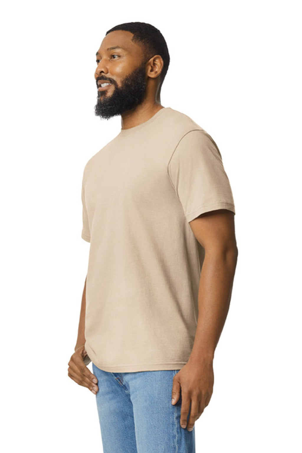 Gildan 65000 Mens Softstyle Short Sleeve Crewneck T-Shirt Sand Model Side