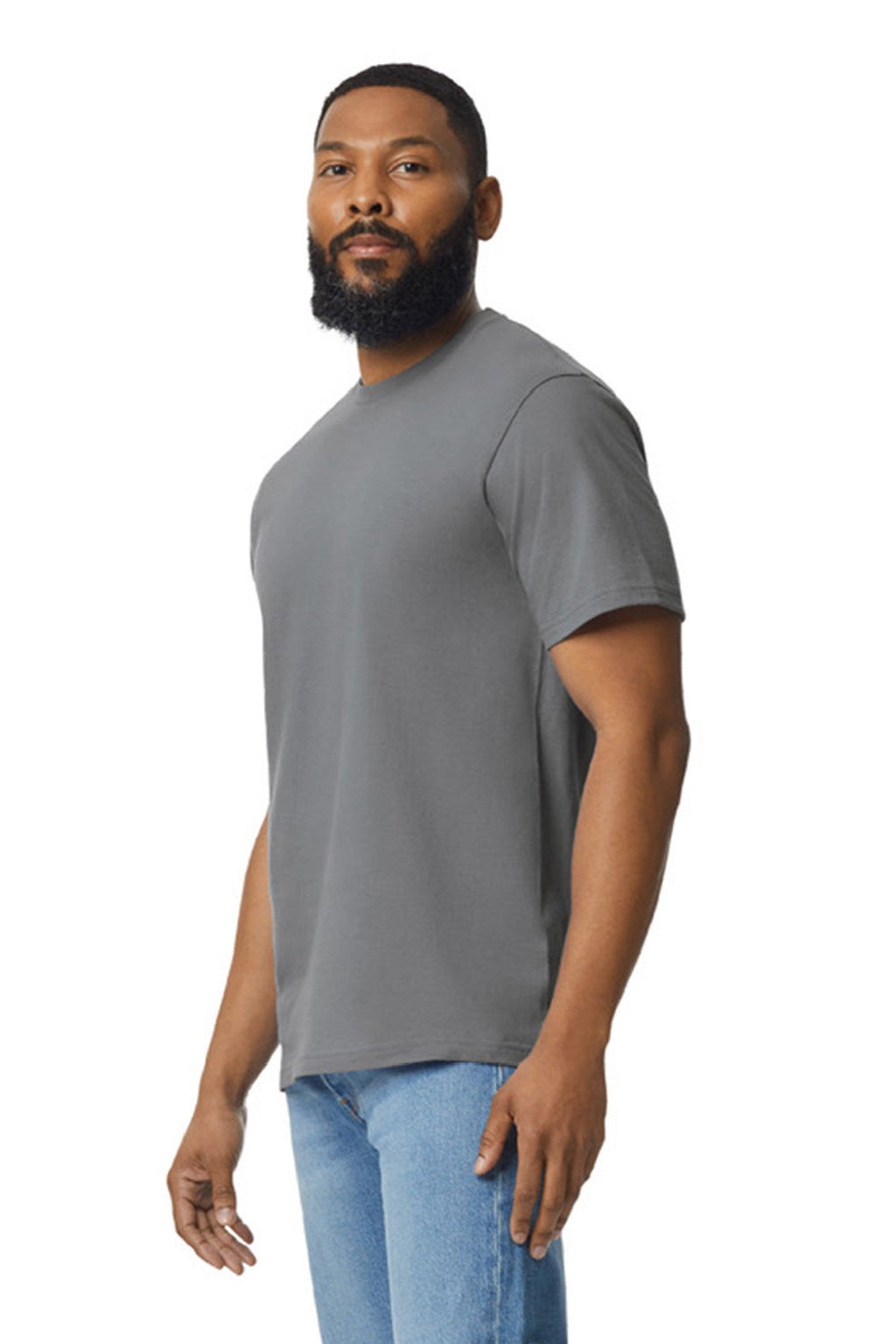 Gildan 65000 Mens Softstyle Short Sleeve Crewneck T-Shirt Heather Graphite Grey Model Side