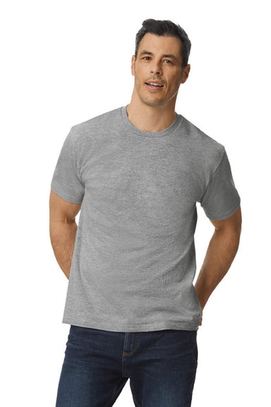 Gildan 65000 Mens Softstyle Short Sleeve Crewneck T-Shirt Sport Grey Model Front