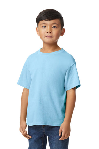Gildan 65000B Youth Softstyle Short Sleeve Crewneck T-Shirt Light Blue Model Front