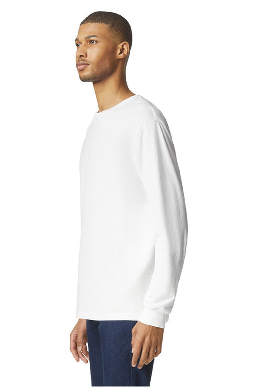 Gildan 64440CVC Mens Softstyle CVC Long Sleeve Crewneck T-Shirt White Model Side