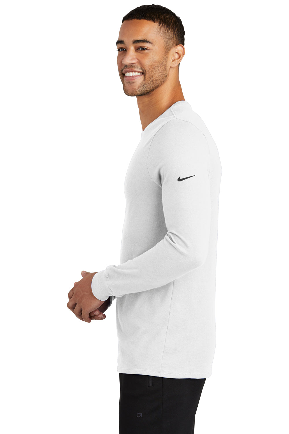 Nike NKBQ5230 Mens Dri-Fit Moisture Wicking Long Sleeve Crewneck T-Shirt White Model Side
