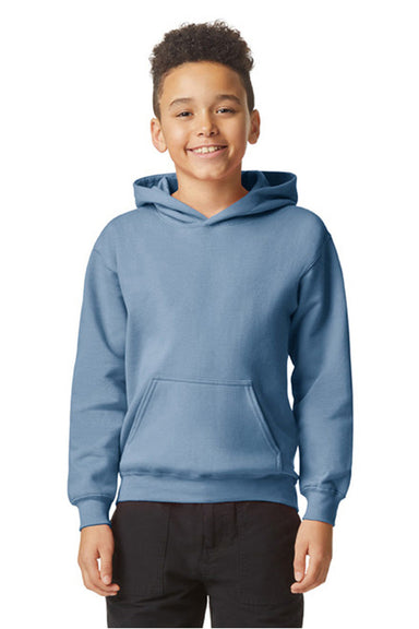 Gildan SF500B Youth Softstyle Hooded Sweatshirt Hoodie Stone Blue Model Front