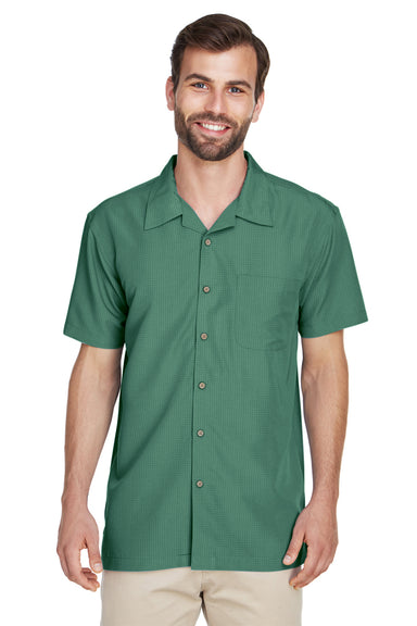 Harriton M560 Mens Barbados Wrinkle Resistant Short Sleeve Button Down Camp Shirt w/ Pocket Palm Green Front