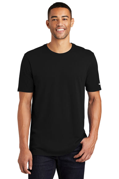 Nike NKBQ5233 Mens Core Short Sleeve Crewneck T-Shirt Black Front