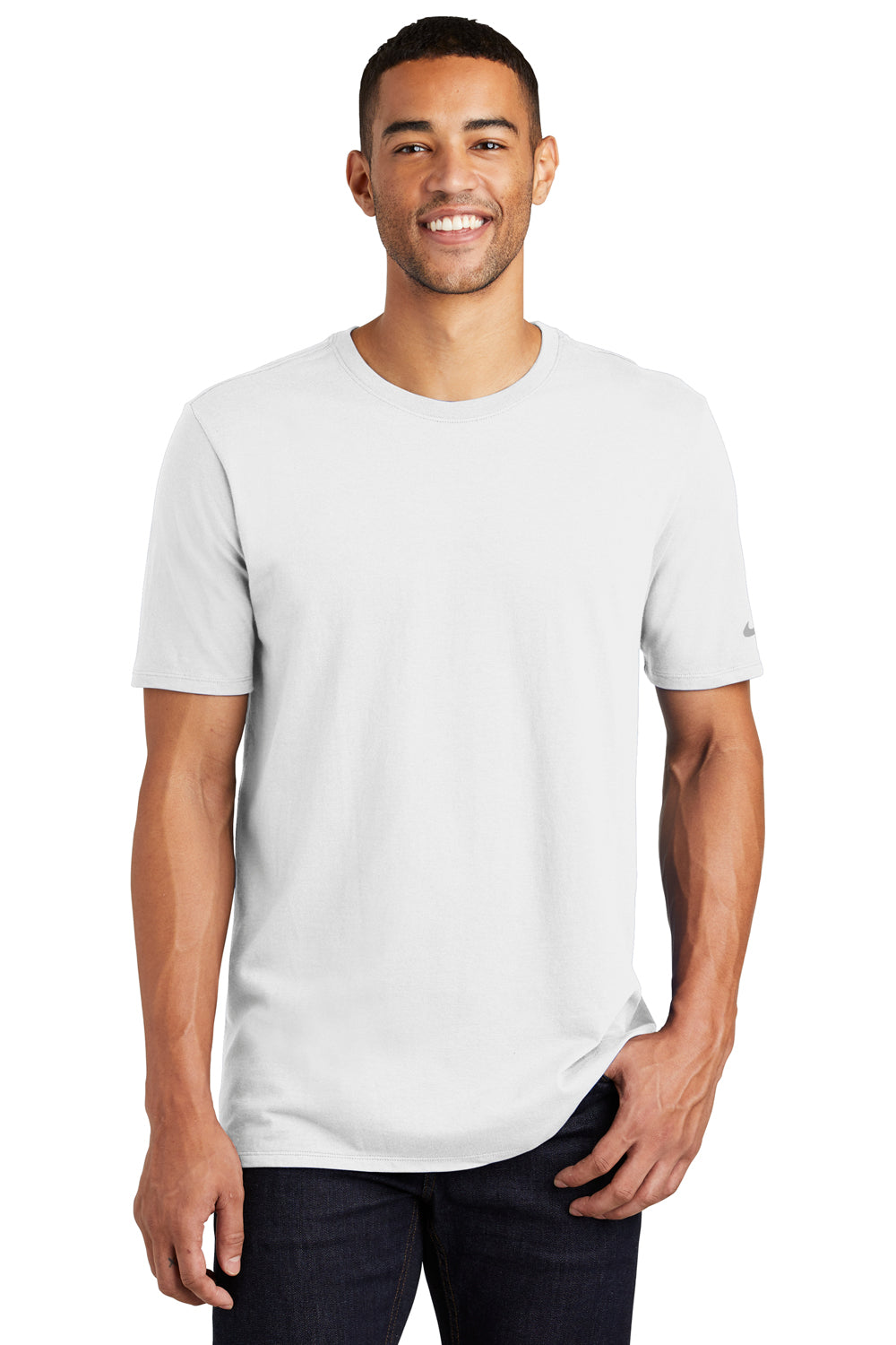 Nike NKBQ5233 Mens Core Short Sleeve Crewneck T-Shirt White Front
