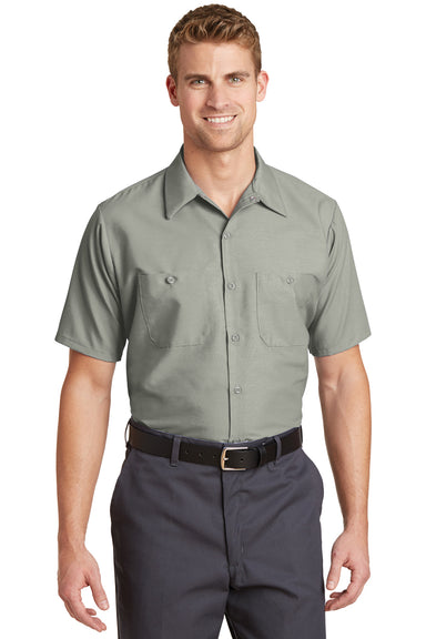 Red Kap SP24 Mens Industrial Moisture Wicking Short Sleeve Button Down Shirt w/ Double Pockets Light Grey Front